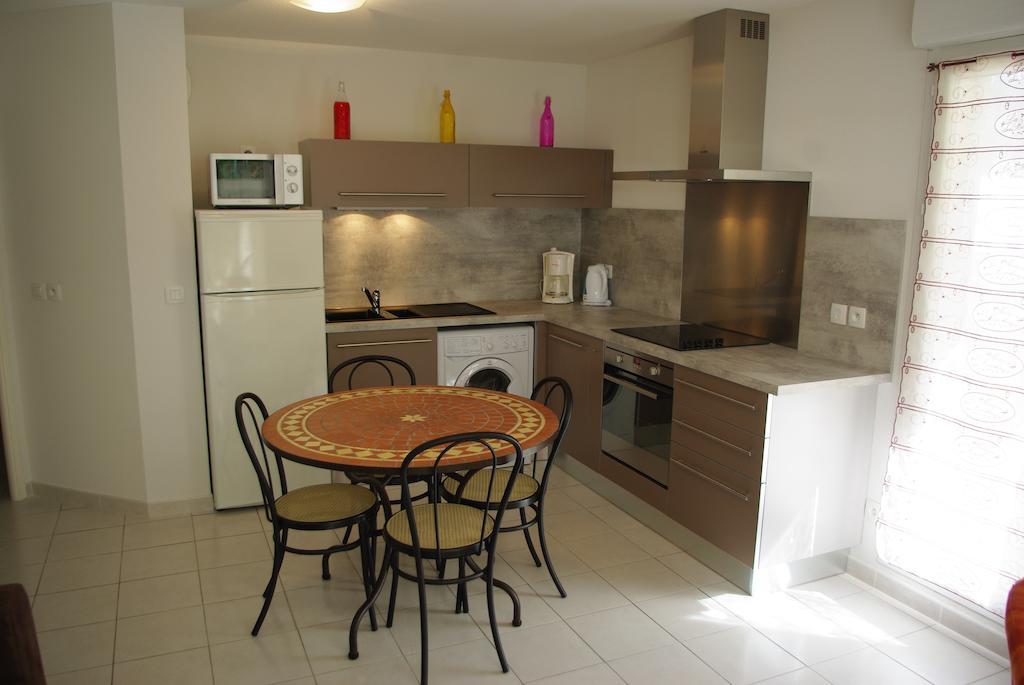 Amandrey-De-Provence Apartment Saint-Remy-de-Provence Ruang foto
